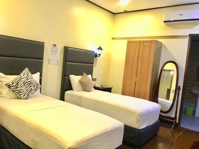 The Ambassador Hotel Tacloban Exterior photo
